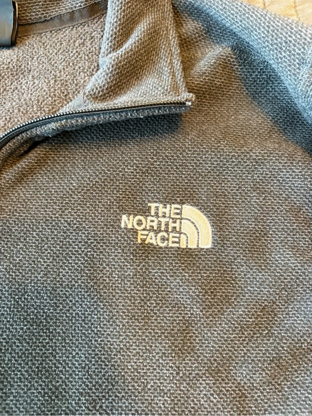 The North Face Mens 1/4‎ Zip Sweater Fleece Pullover Charcoal Gray Size L